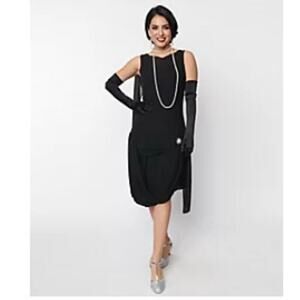 Unique Vintage 1920s Flapper Dress Black Sz L with Ostrich Rhinestone Pin #48